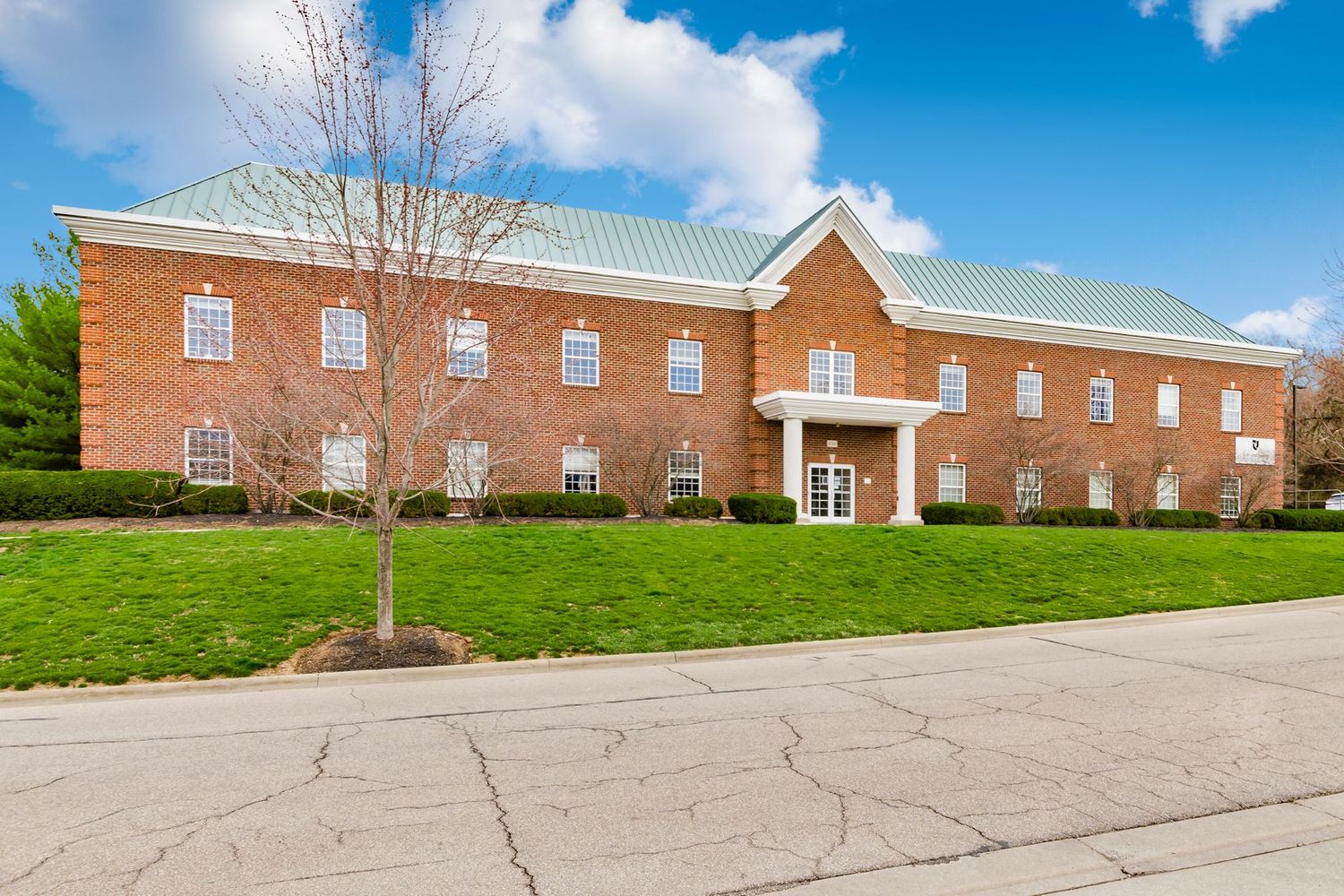 Individual offices or suites for lease: 4100 Horizons Dr, Columbus, OH 43220
